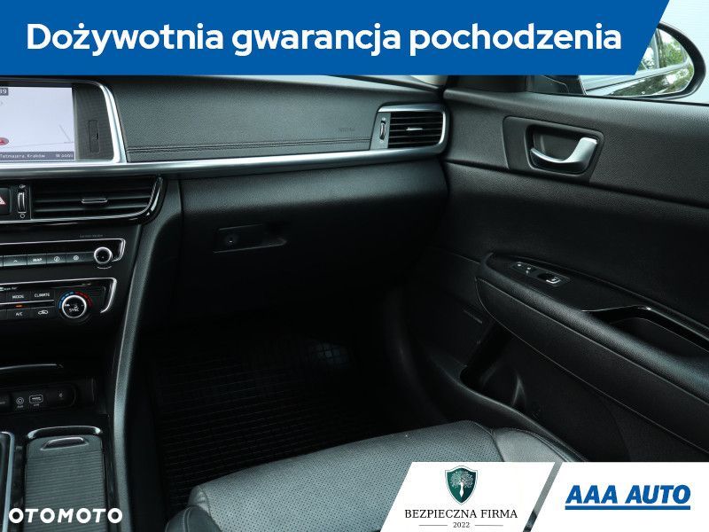 Kia Optima - 10