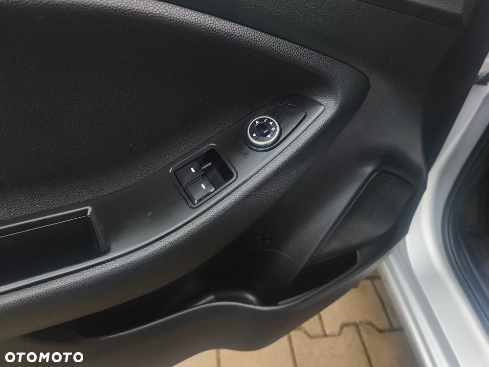 Hyundai i20 1.2 GO - 10