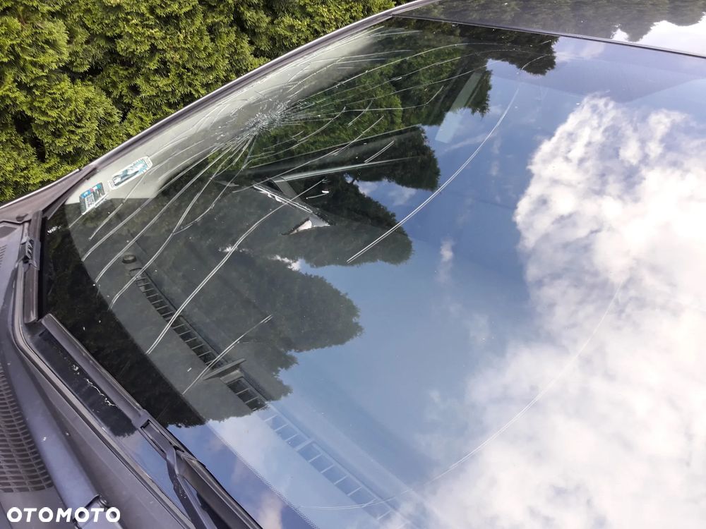 Toyota Corolla - 12