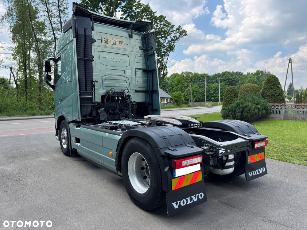 Volvo - 5