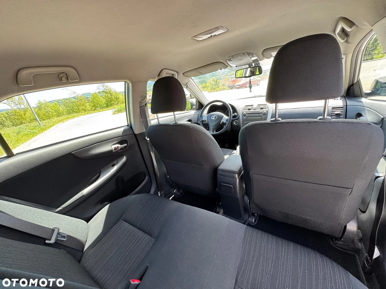 Toyota Corolla - 6
