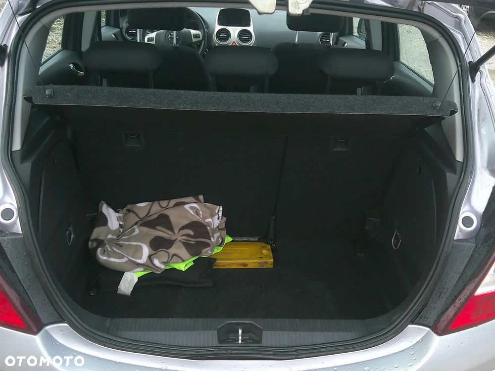 Opel Corsa 1.3 CDTI DPF Cosmo - 17