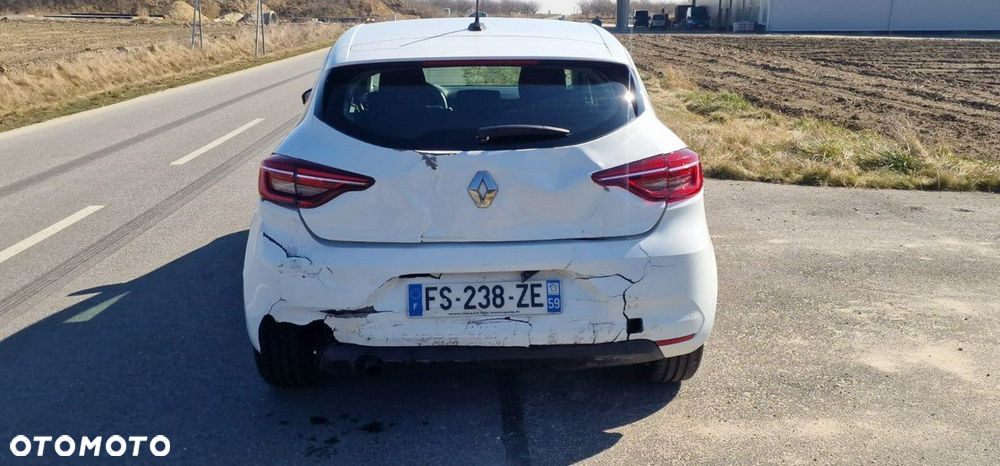 Renault Clio - 24