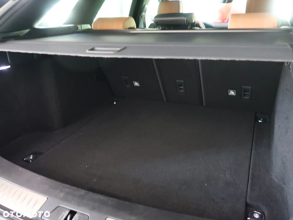 Land Rover Range Rover Velar 2.0 SD4 HSE - 35