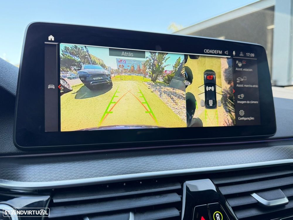 BMW 520 e Pack M — fotografia 42