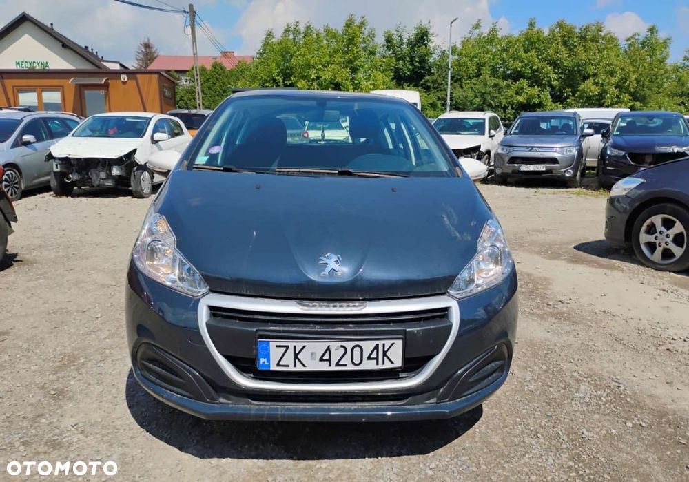 Peugeot 208 - 17