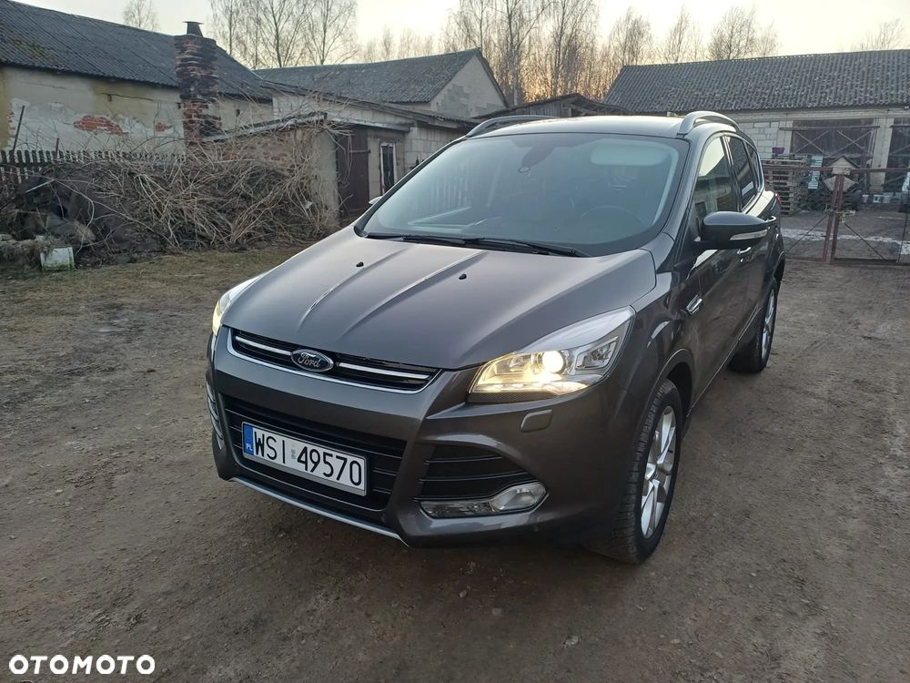 Ford Kuga - 1
