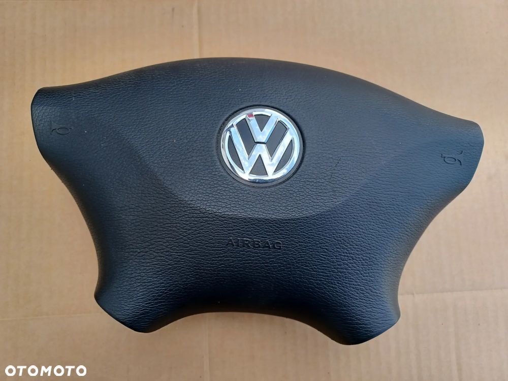 PODUSZKA AIRBAG KIEROWCY CRAFTER LIFT 90686006029