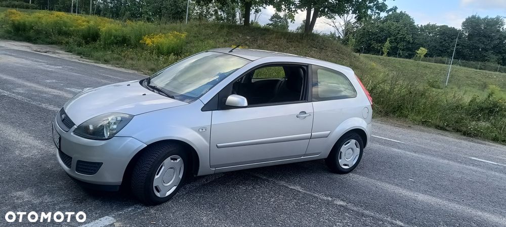 Ford Fiesta - 3