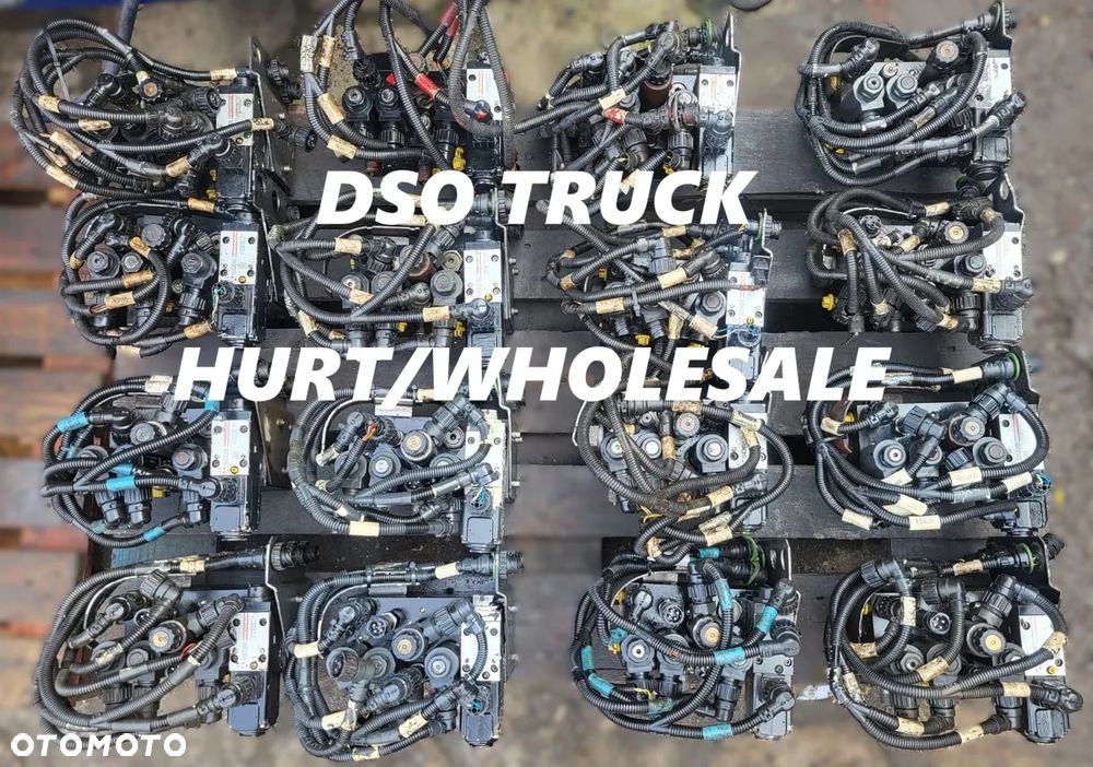 Zawór Rozdzielacz OSI SKRĘTNEJ MERCEDES Actros MP4 TRW Euro 5/6 - 1