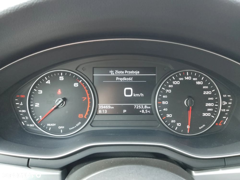 Audi A4 Limousine 35 TFSI mHEV S Line S tronic - 11