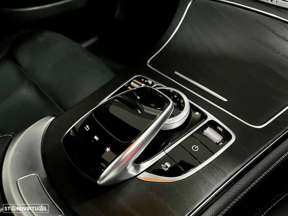 Mercedes-Benz GLC 250 d AMG Line 4-Matic - 24
