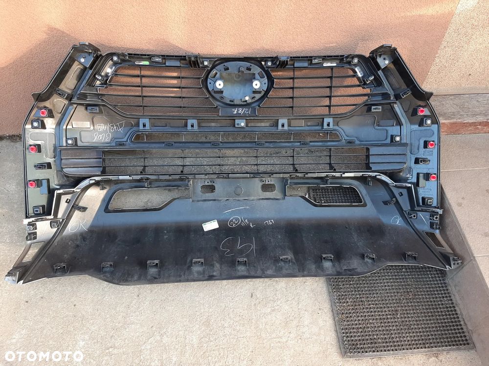 Atrapa Grill Toyota Hilux Invincible 2021r-> - 3