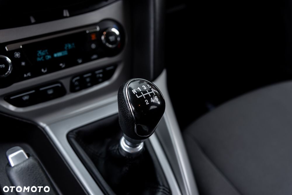 Ford Focus 1.0 EcoBoost Start-Stopp-System TREND - 36