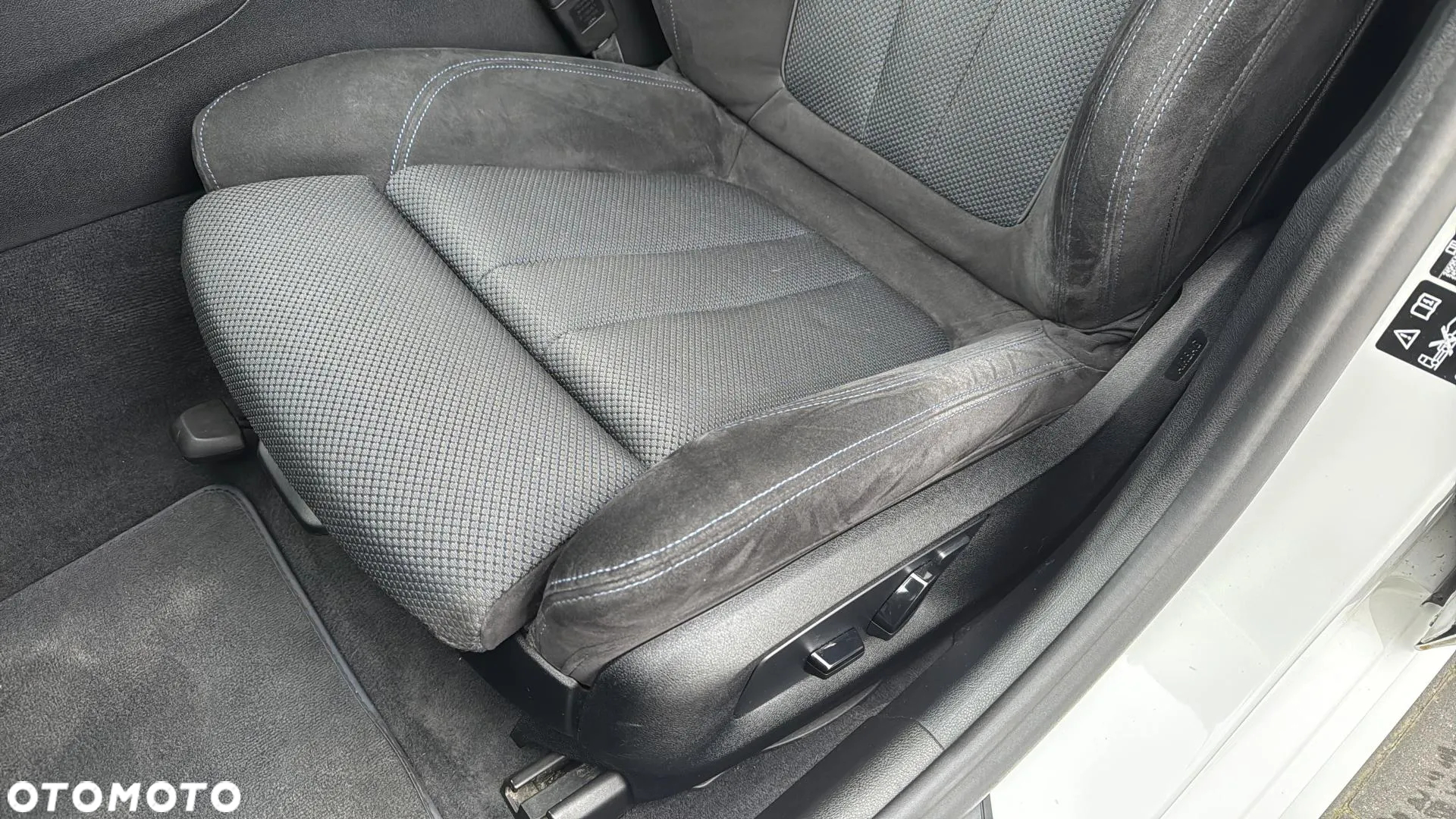 BMW Seria 5 520d xDrive M Sport sport - 12