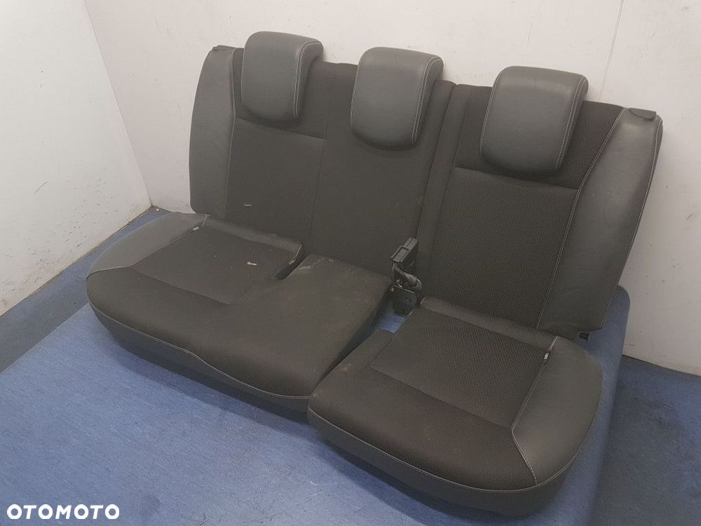 RENAULT CLIO III HB 5D KANAPA TYLNA - 1