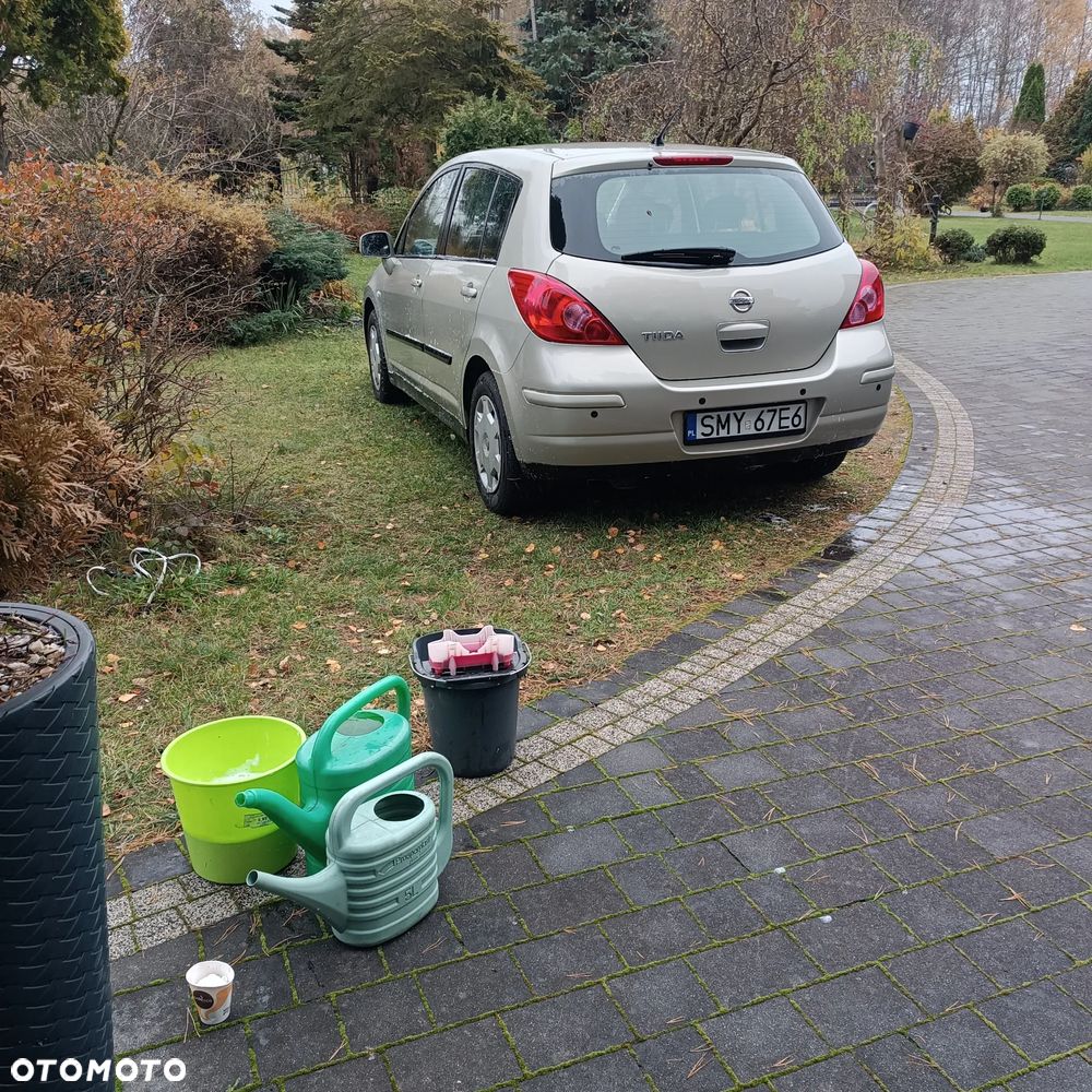 Nissan Tiida 1.6 Acenta - 15