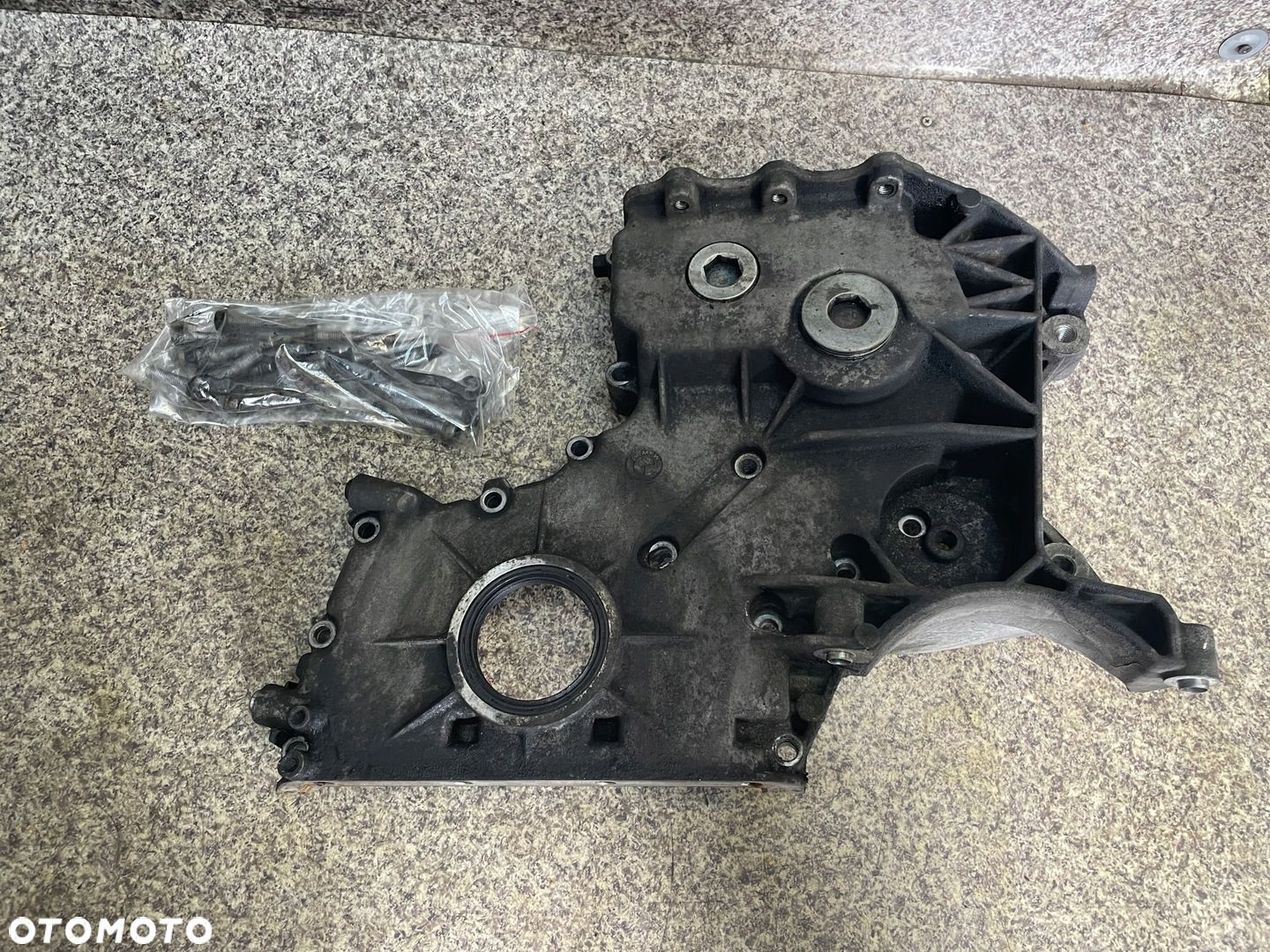 Pokrywa oslona obudowa rozrzadu sruby BMW E70 X5 3.0 D M57 KPL E65 E90 E92 - 1