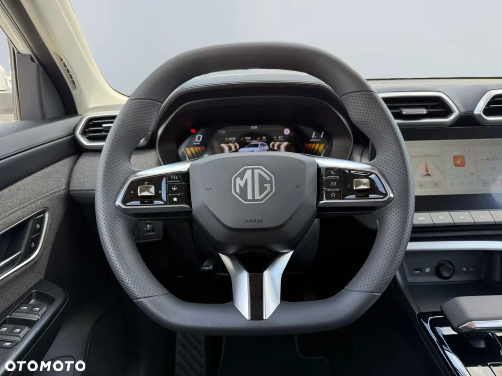 MG ZS 1.5 HEV+ Excite - 12