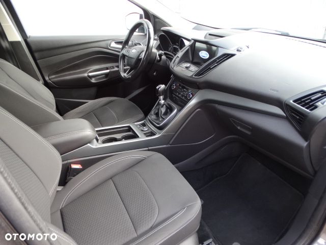 Ford Kuga - 14