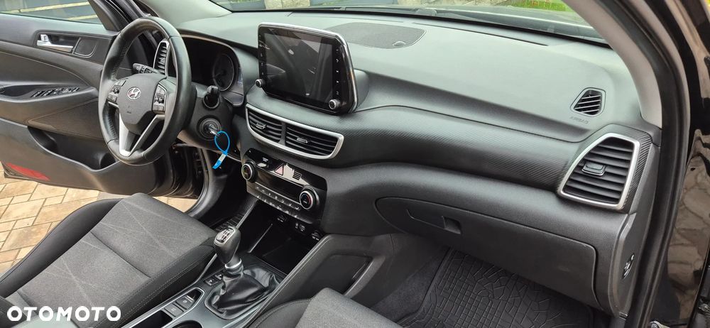 Hyundai Tucson 1.6 GDI BlueDrive Style 2WD - 27