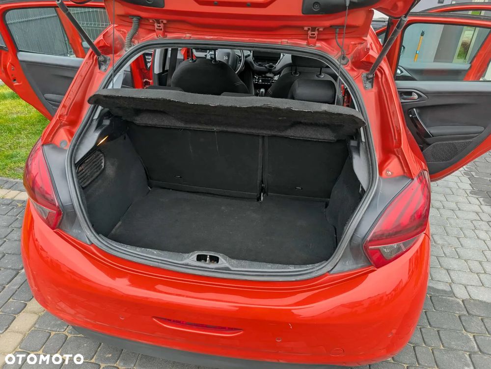 Peugeot 208 1.2 PureTech Active - 4