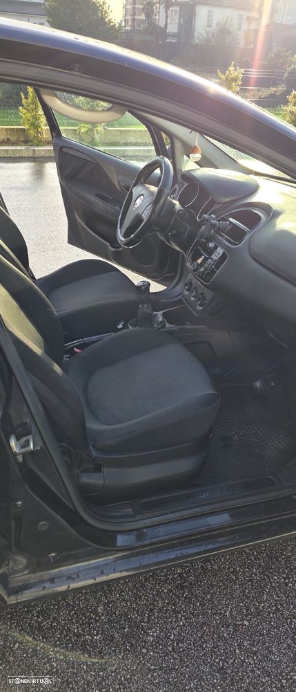 Fiat Grande Punto - 7