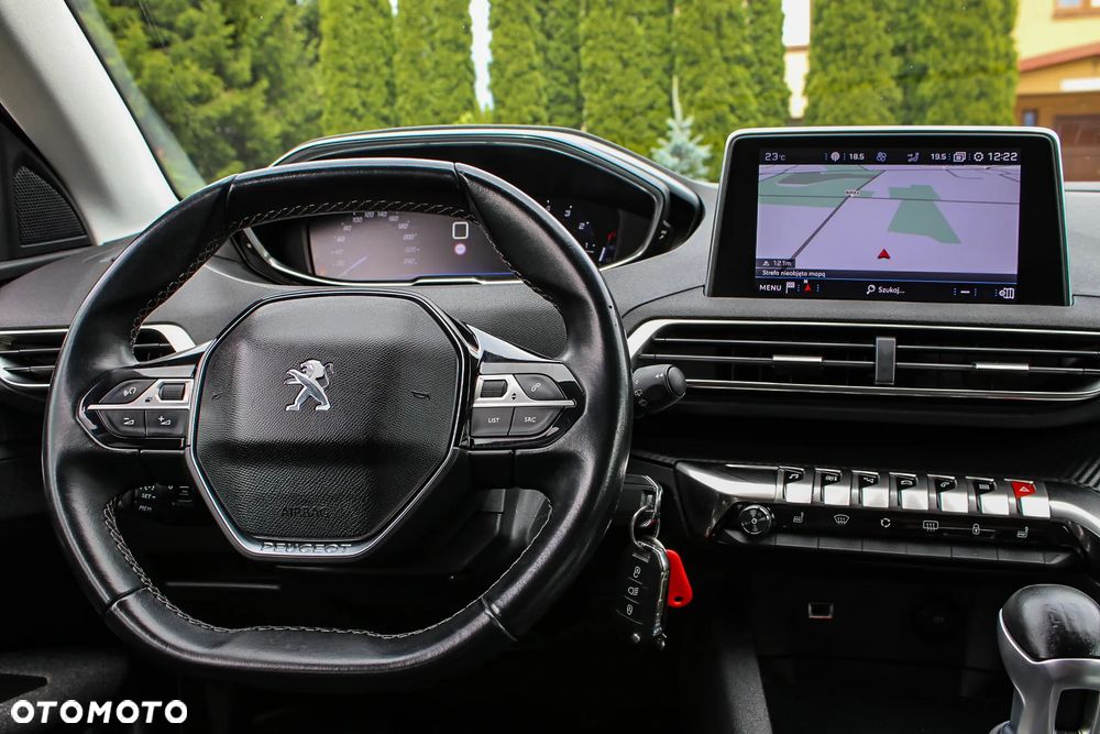 Peugeot 3008 - 23