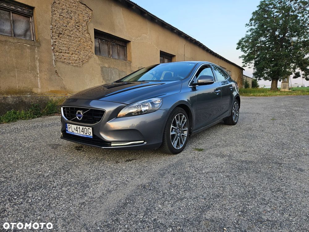 Volvo V40 D2 - 30