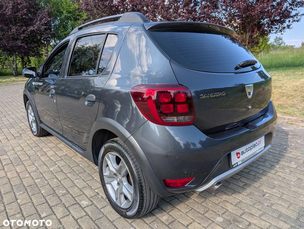Dacia Sandero 1.0 TCe Laureate S&S - 8