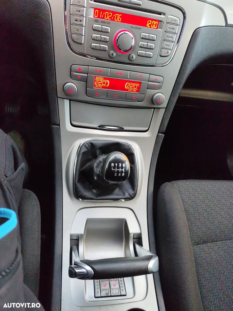 Ford S-Max 2.0 TDCi Titanium - 10