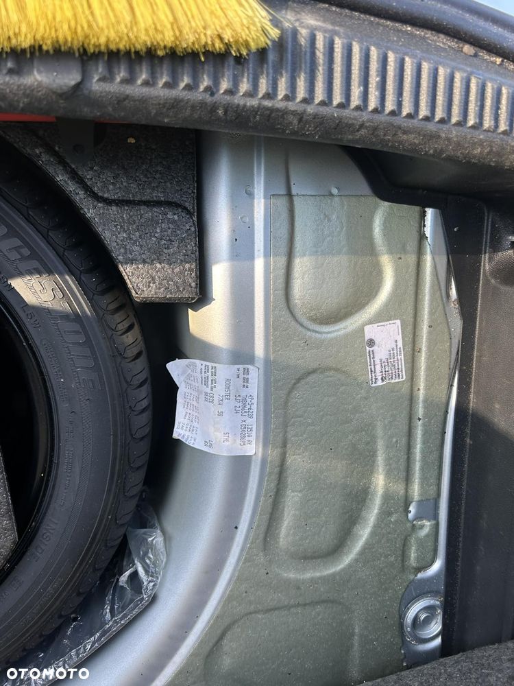 Skoda Roomster 1.2 TSI Comfort PLUS EDITION - 28