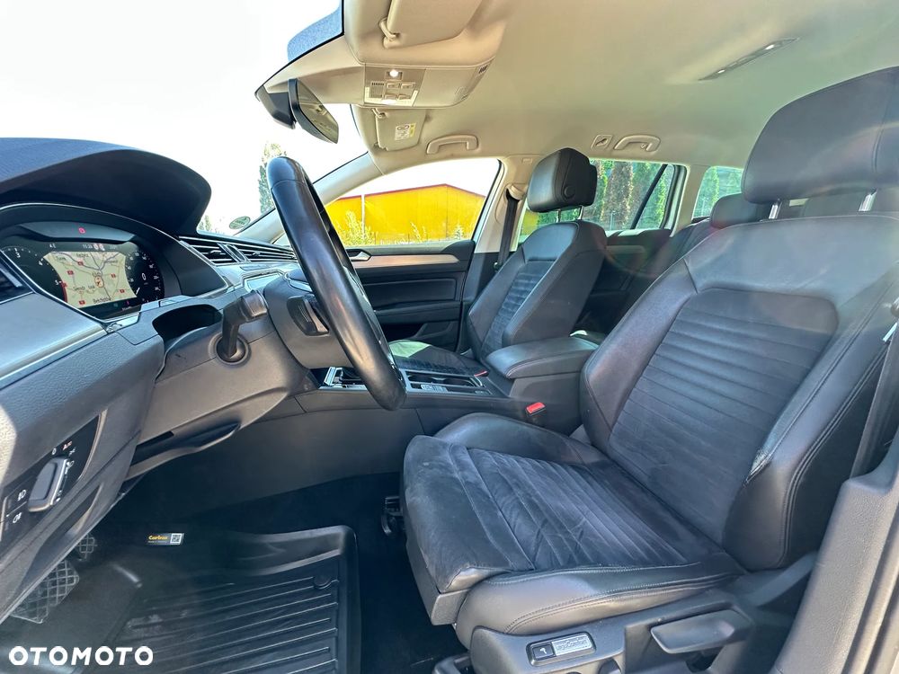Volkswagen Passat 2.0 TDI (BlueMotion Technology) DSG Highline - 15