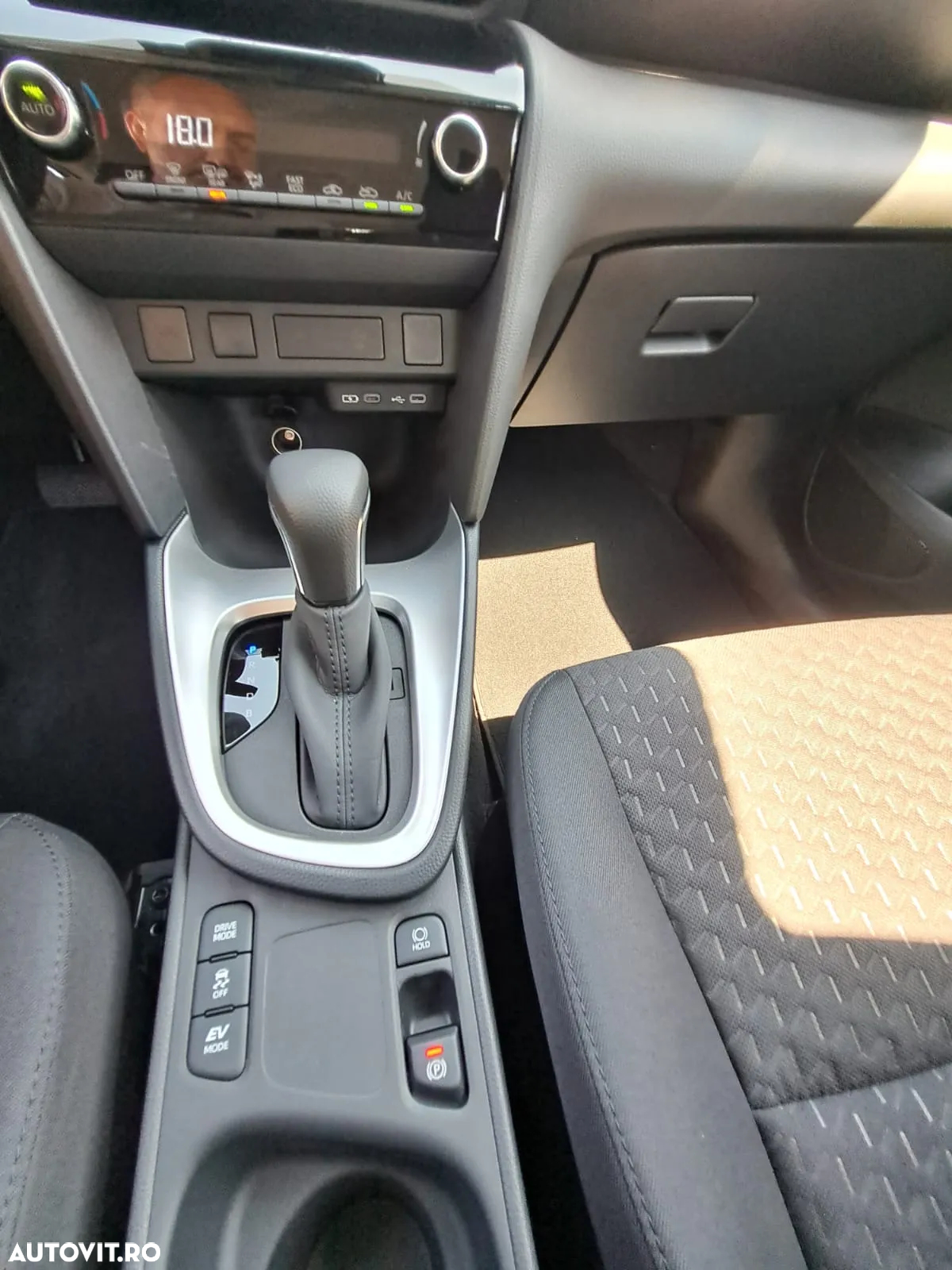 Toyota Yaris Cross 1.5 VVT-i HSD 4x2 Active - 20