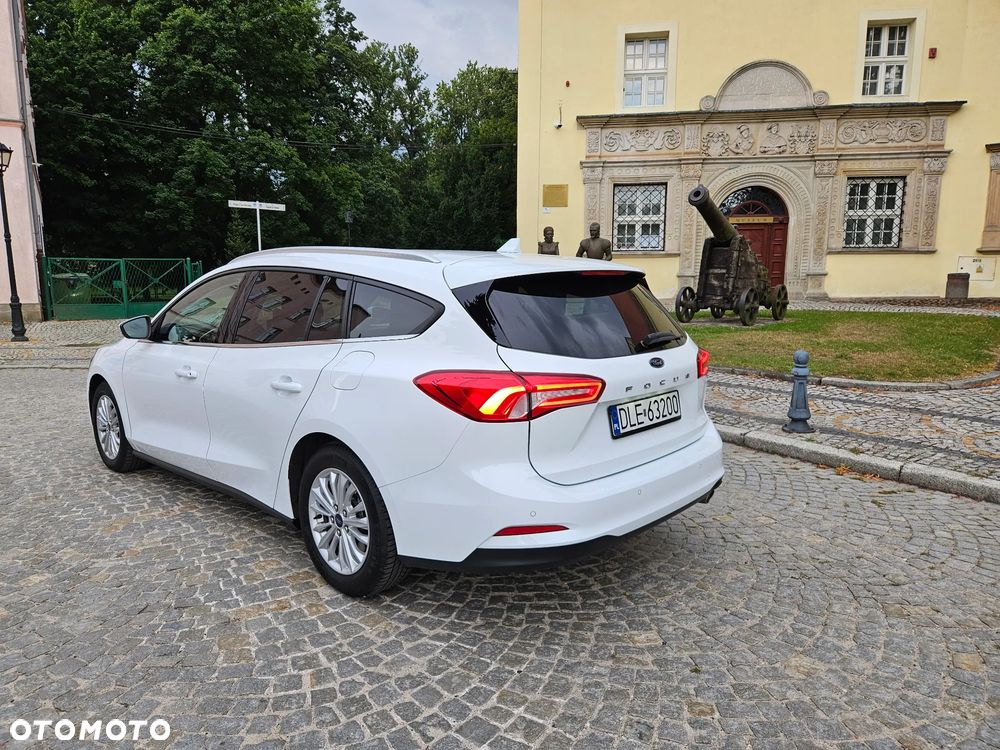 Ford Focus 2.0 EcoBlue Active - 4