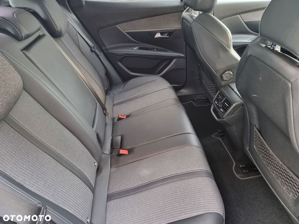 Peugeot 3008 1.5 BlueHDi Allure Pack S&S - 21