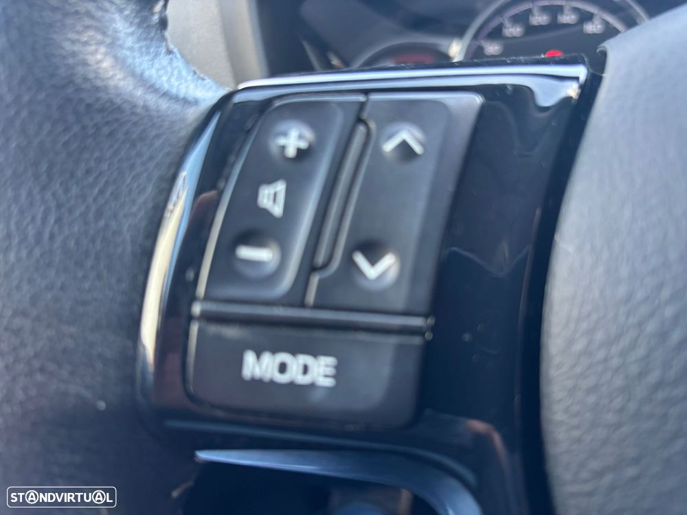 Toyota Yaris 1.0 VVT-i Comfort +PS Style+P.Techno - 24