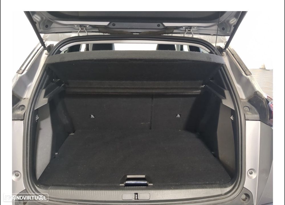 Peugeot 2008 1.2 PureTech Allure Pack - 6