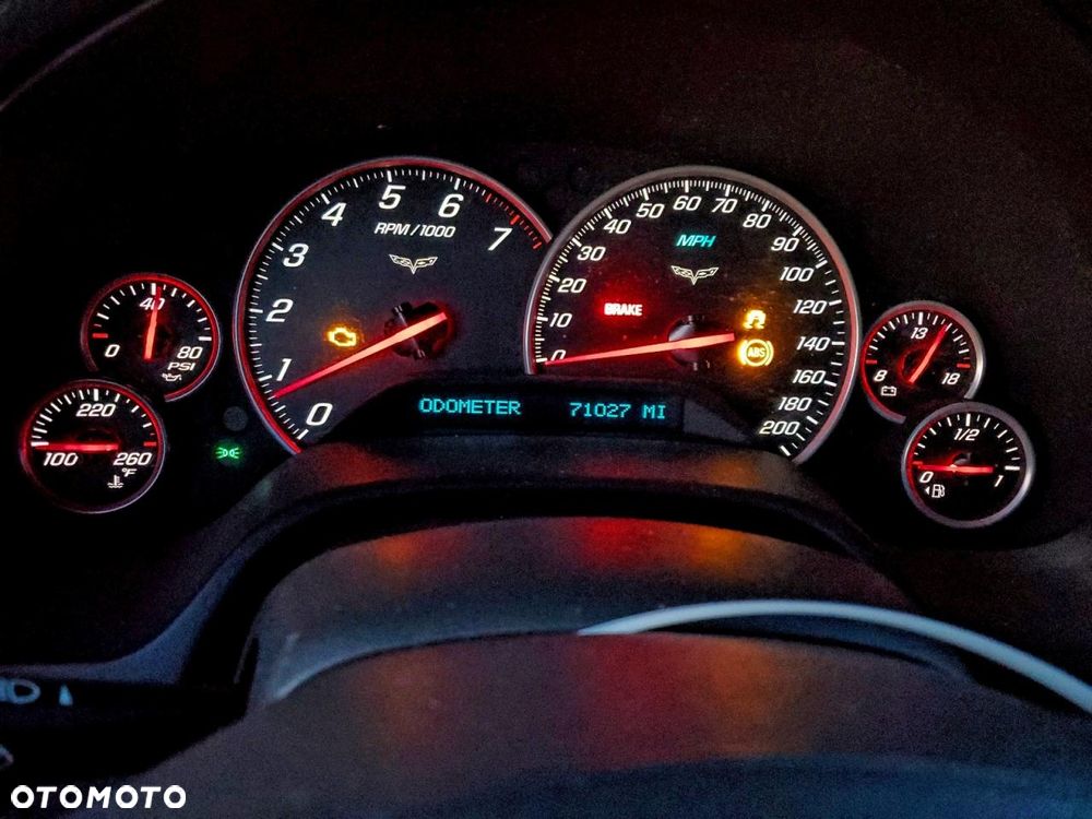 Chevrolet Corvette 6.0 V8 - 10