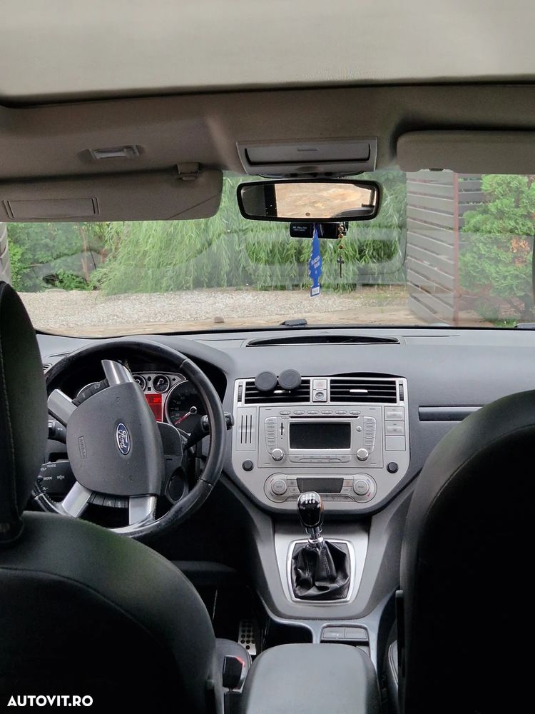 Ford Kuga 2.0 TDCi 4x4 Titanium - 15