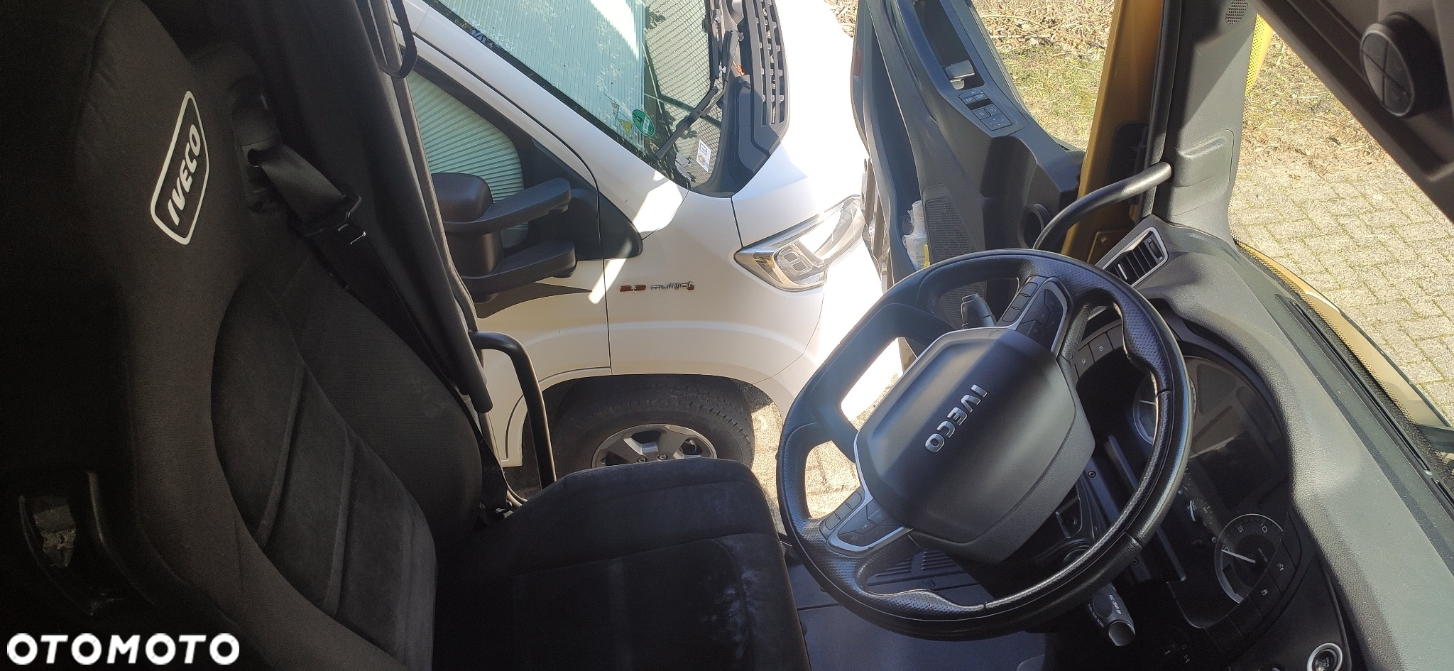 Iveco S-WAY - 16