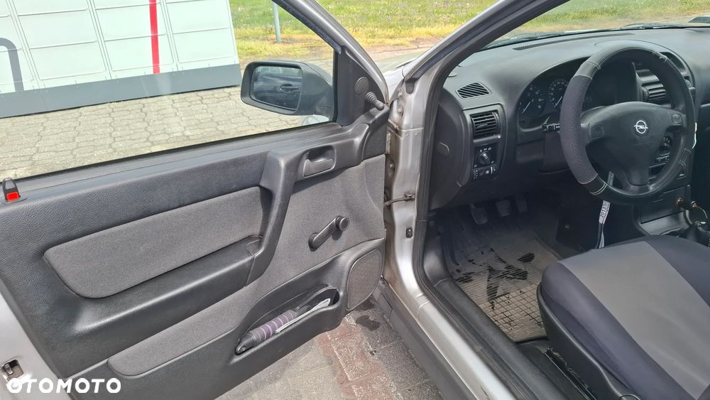 Opel Astra 1.4 NJoy - 22