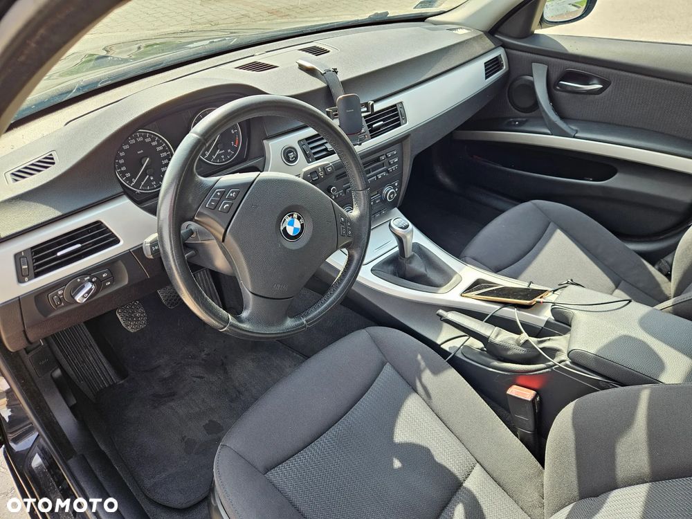 BMW Seria 3 - 13