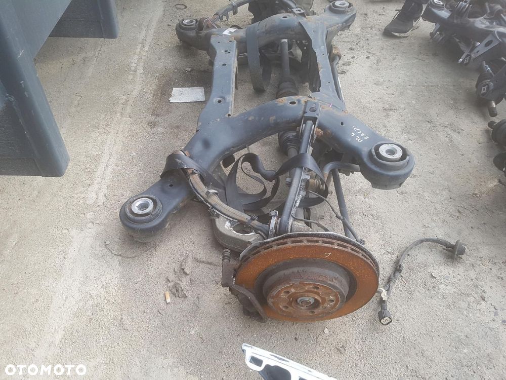 MERCEDES ML W166 2.2 CDI BELKA ZAWIESZENIA TYŁ - 3