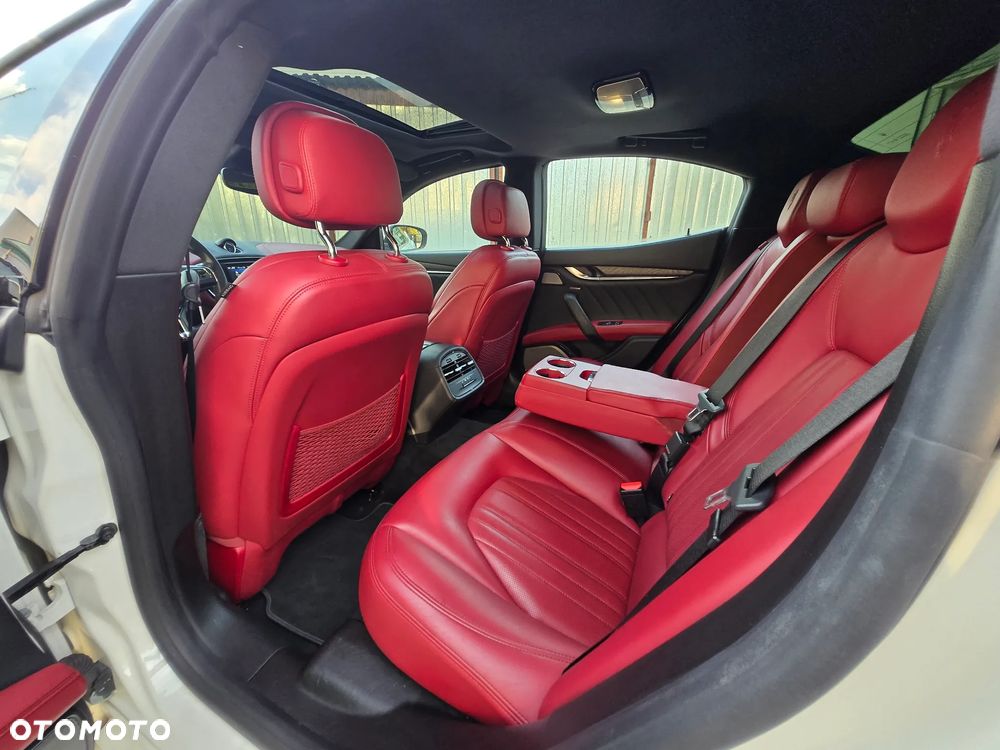 Maserati Ghibli S Q4 Granlusso - 23