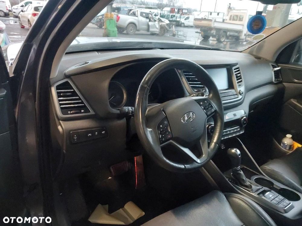 Hyundai Tucson - 11