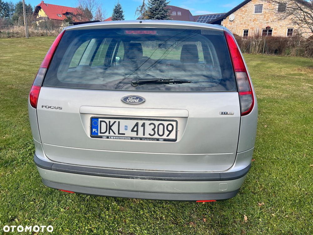 Ford Focus 1.6 TDCi DPF Ambiente - 5