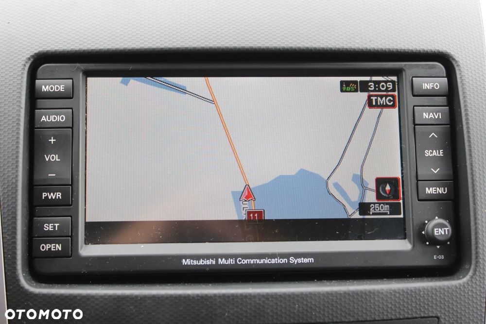 Mitsubishi Outlander 2.0 2WD CVT Invite - 34