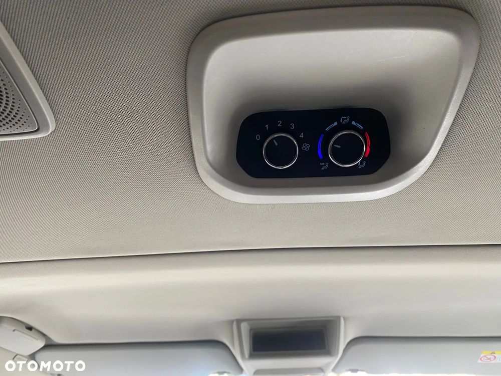 Ford Tourneo Custom 320 L1H1 VA Autm Titanium X - 20