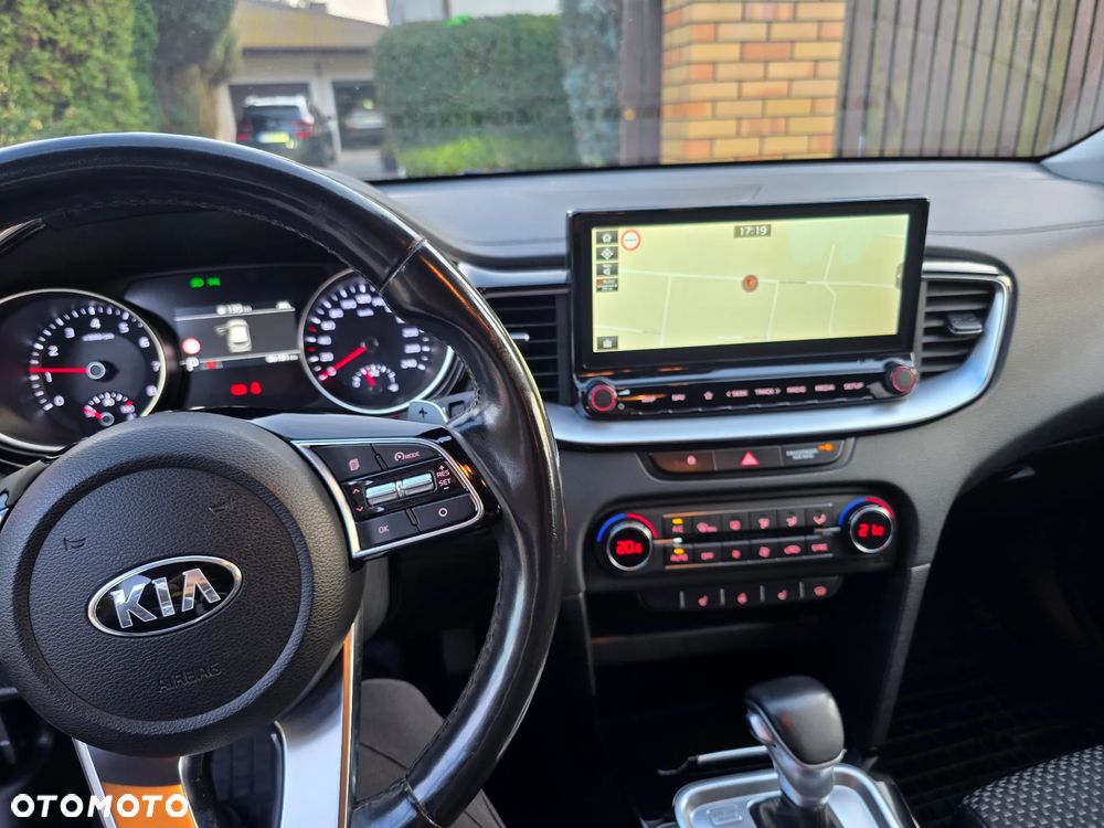 Kia XCeed 1.4 T-GDI L Business Line DCT - 27
